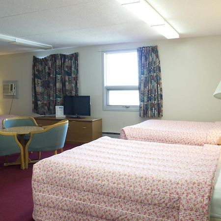 Blue Bird Hotel Melfort Extérieur photo